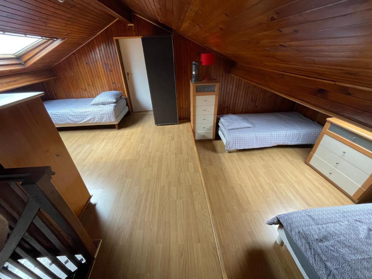 Agreable Appartement Dans Une Maison 圣但尼 外观 照片